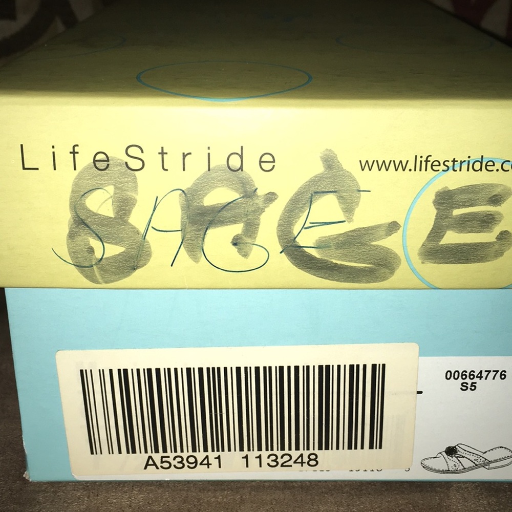 O.B.O. Shoes - Picture 2 of 5